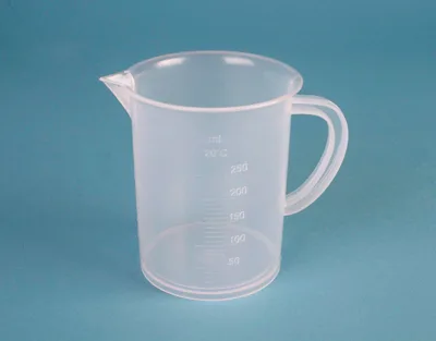 Jarra graduada forma alta PP, 500 mL Marca Endo Plasticware.