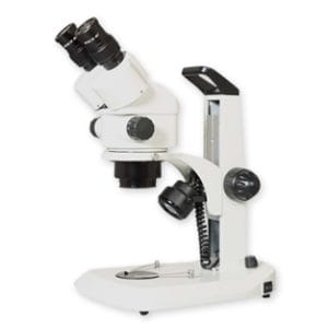 ESTEREOMICROSCOPIO BINOCULAR CON ZOOM, SERIE Z Marca Zuzi.