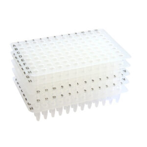 Placa de 96 pocillos semi faldón alto, transparente de 0.2mL para PCR en equipos ABI, 15 unidades Marca Endo Plasticware.