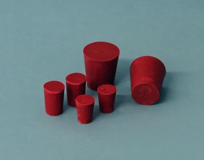 TAPON GOMA ROJA, Ø (INF-SUP) 35 - 45 mm, Altura 36.5 mm Marca Endo Plasticware.