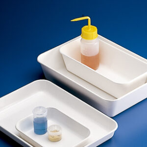 BANDEJA, 353x253x41 mm Marca Kartell.