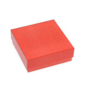 CAJA CRIOGÉNICA DE CARTÓN PARA VIALES DE 2ML 10x10 CON RECUBRIMIENTO ROJO Marca Endo Plasticware.