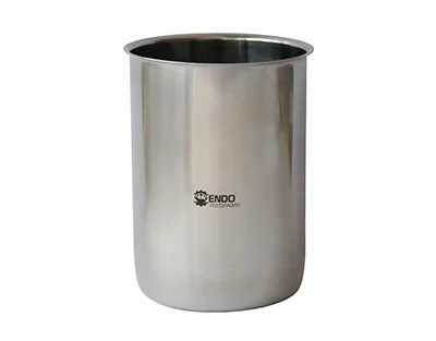 VASO ACERO INOX. CON REBORDE, SIN PICO, 500 mL Marca Endo Metalware.