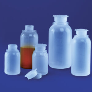 FRASCO GRADUADO BOCA ESTRECHA PE, 2000 ML Marca Kartell.