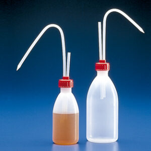 FRASCO LAVADOR PE C/ENTRADA AIRE, 1000 ML Marca Kartell.