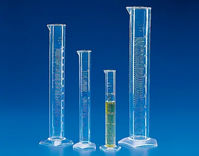PROBETA GRADUADA FORMA ALTA PMP, 2000 ML Marca Kartell.