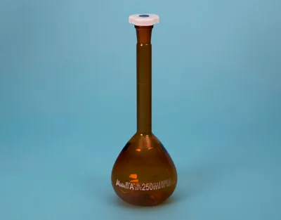 MATRAZ AFORADO "CLASE A", AMBAR, C/TAPON, 250 ML Marca Endo Glassware. - Imagen 2