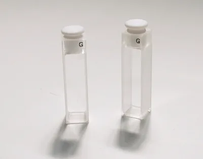 CUBETA VIDRIO STD. C/TAPON, 10 MM Marca Zuzi.