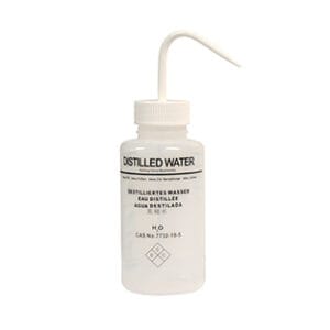 FRASCO LAVADOR BOCA ANCHA 500ML ETIQUETADO "AGUA DESTILADA" Marca Endo Plasticware.