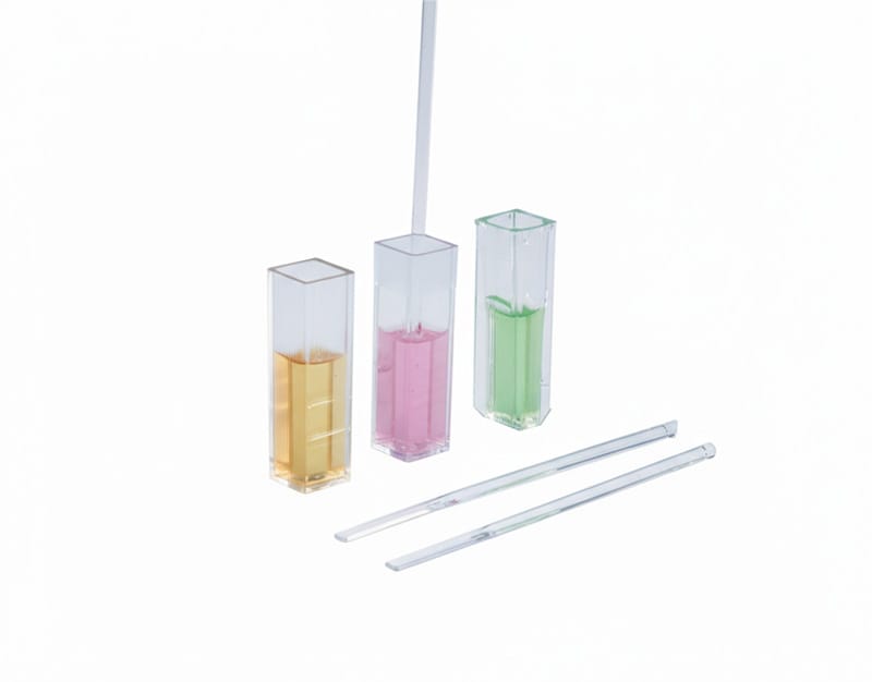CUBETAS SEMI-MICRO UV PMMA (100 PCS) Marca Kartell.