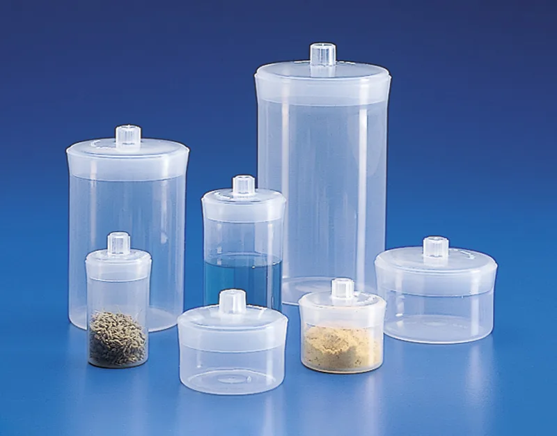 PESAFILTROS, 59x34 mm (ØXH) Marca Kartell.