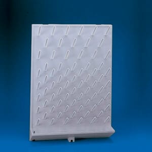 ESCURRIDOR PARED, 72 POS. Marca Kartell.