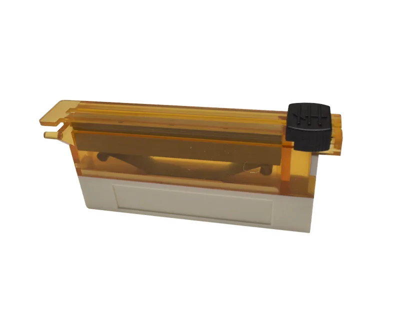 CUCHILLA DE PERFIL BAJO PARA MICROTOMOS (CAJA DE 50) Marca Nahita.